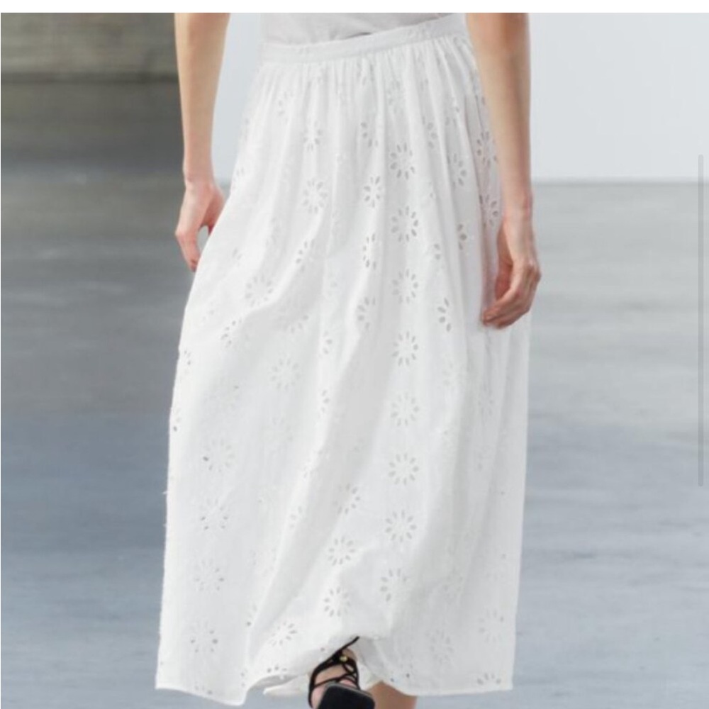 ZARA MIDI SKIRT 💘 - Picture 3 of 8